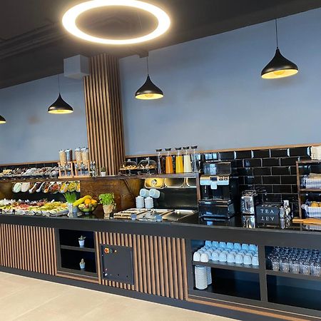 E&B Hotel Korb Екстериор снимка