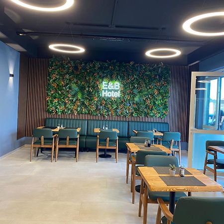 E&B Hotel Korb Екстериор снимка