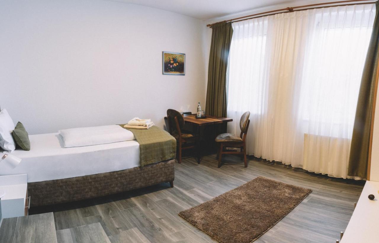 E&B Hotel Korb Екстериор снимка