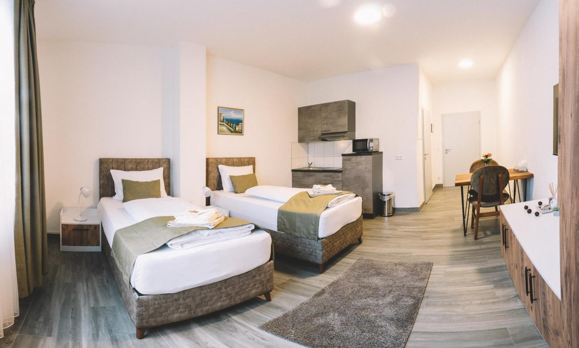 E&B Hotel Korb Екстериор снимка