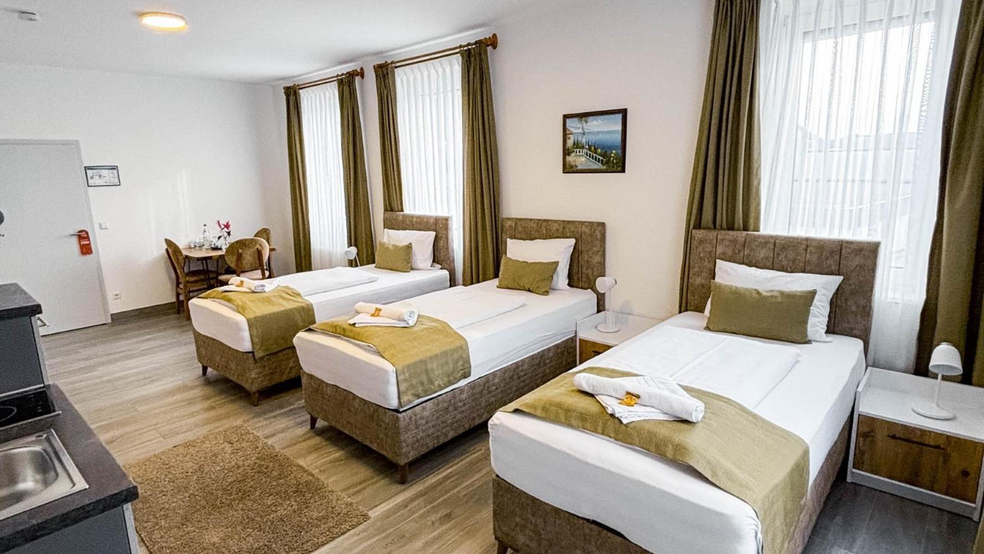 E&B Hotel Korb Екстериор снимка