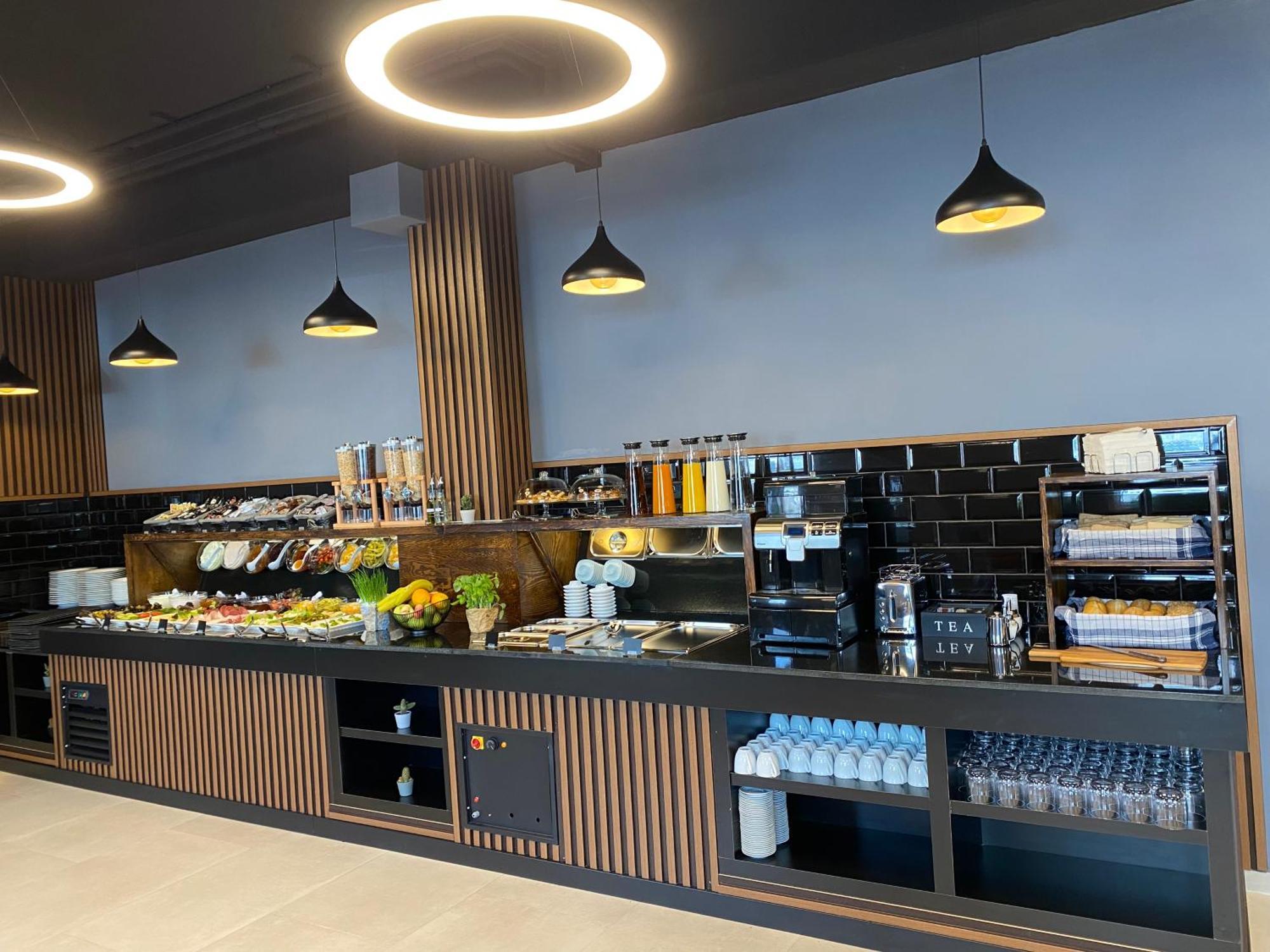 E&B Hotel Korb Екстериор снимка